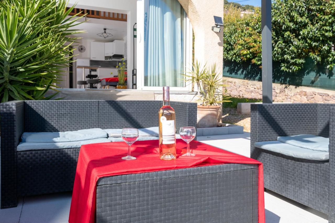 Face A La Mer Superbe Villa Terrasse Barbecue Le Pradet Carqueiranne Kültér fotó